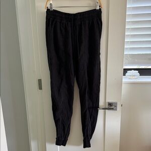 Cloth & Stone Black Joggers